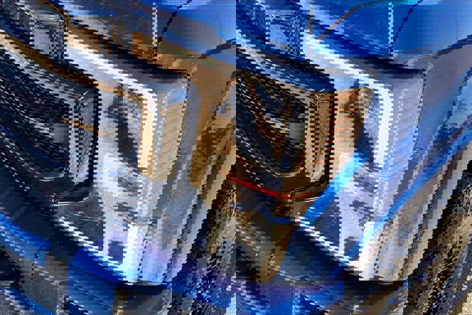 Certified 2022 Ford F350 Lariat w/ Tremor Off-Road Package image 27