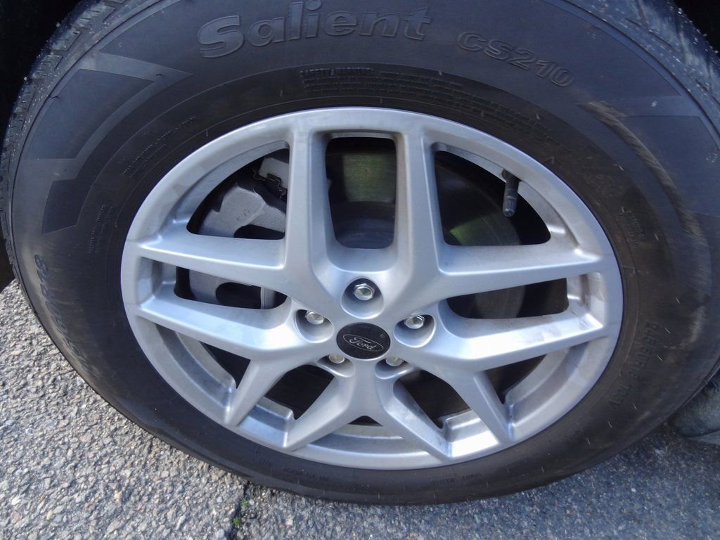 Certified 2024 Ford Edge SEL image 11