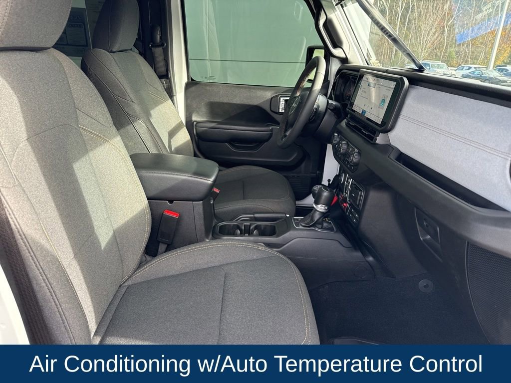 Used 2024 Jeep Gladiator Sport image 29