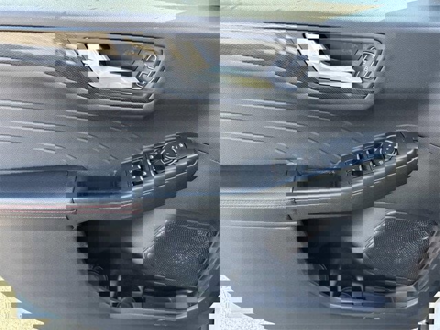 Certified 2025 Ford Escape ST-Line w/ Tech Pack #1 image 23