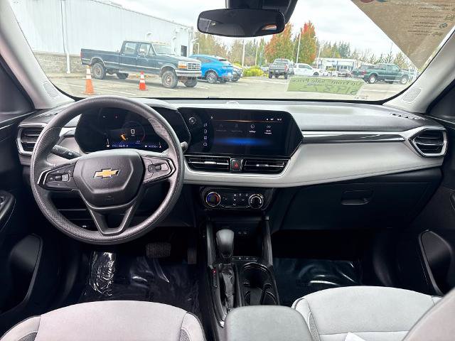 Used 2025 Chevrolet TrailBlazer LT AWD/4WD image 6
