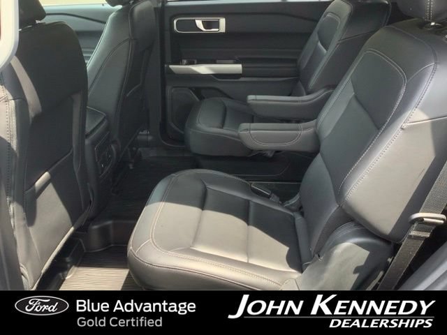 Certified 2023 Ford Explorer XLT w/ Equipment Group 202A AWD/4WD image 30