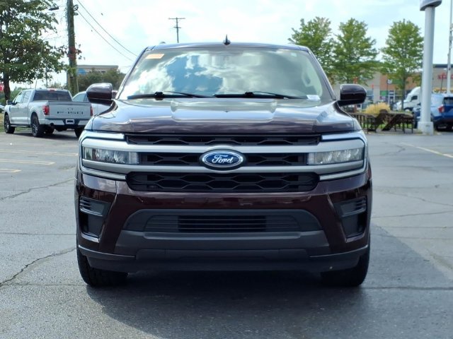 Certified 2024 Ford Expedition XLT AWD/4WD image 2
