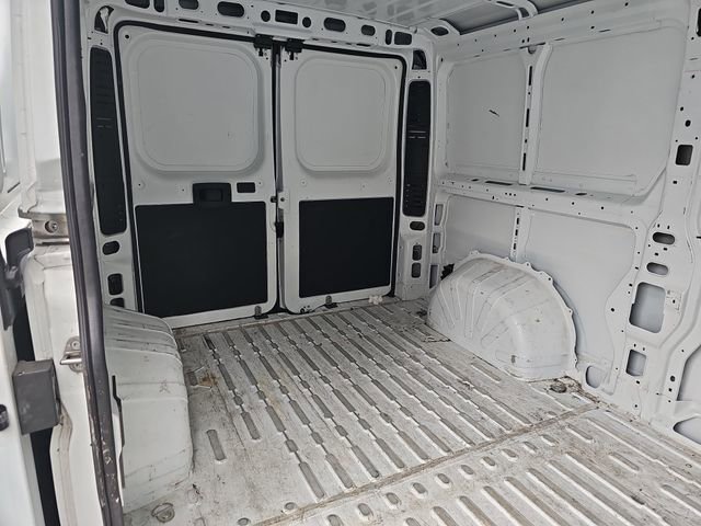 Used 2025 RAM ProMaster 2500 w/ Convenience Group FWD image 14