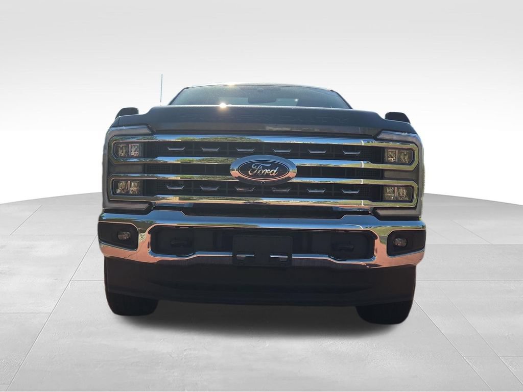 Certified 2025 Ford F350 Lariat AWD/4WD image 2