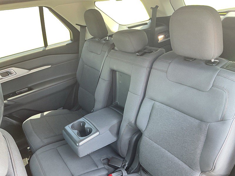 Certified 2025 Ford Explorer Active RWD image 10