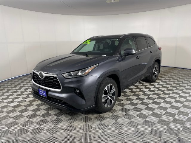 Used 2020 Toyota Highlander XLE