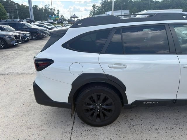 Used 2023 Subaru Outback Onyx Edition AWD/4WD image 18