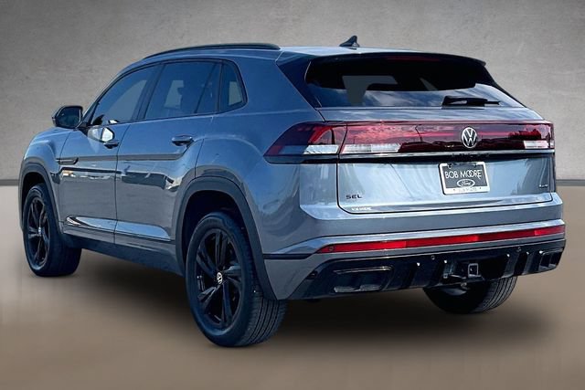 Used 2025 Volkswagen Atlas Cross Sport SEL R-Line AWD/4WD image 11