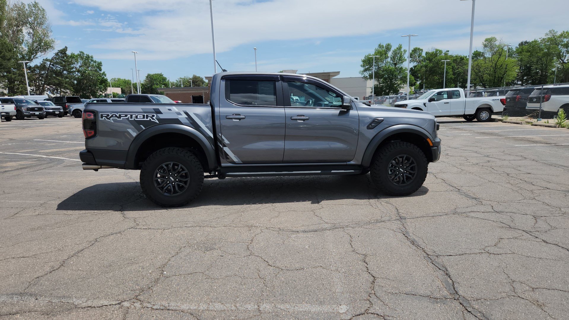 Certified 2025 Ford Ranger Raptor AWD/4WD image 16
