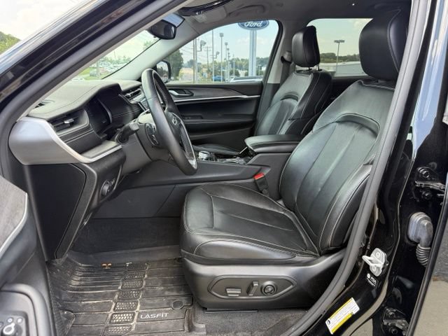 Used 2021 Jeep Grand Cherokee L Limited AWD/4WD image 19