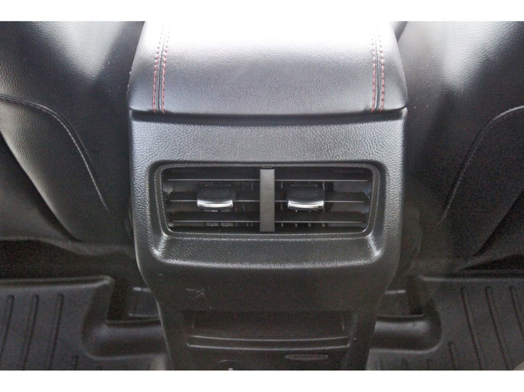 Certified 2023 Ford Edge ST-Line AWD/4WD image 15