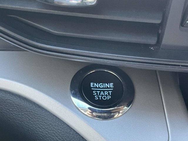 Certified 2023 Ford Explorer XLT RWD image 29