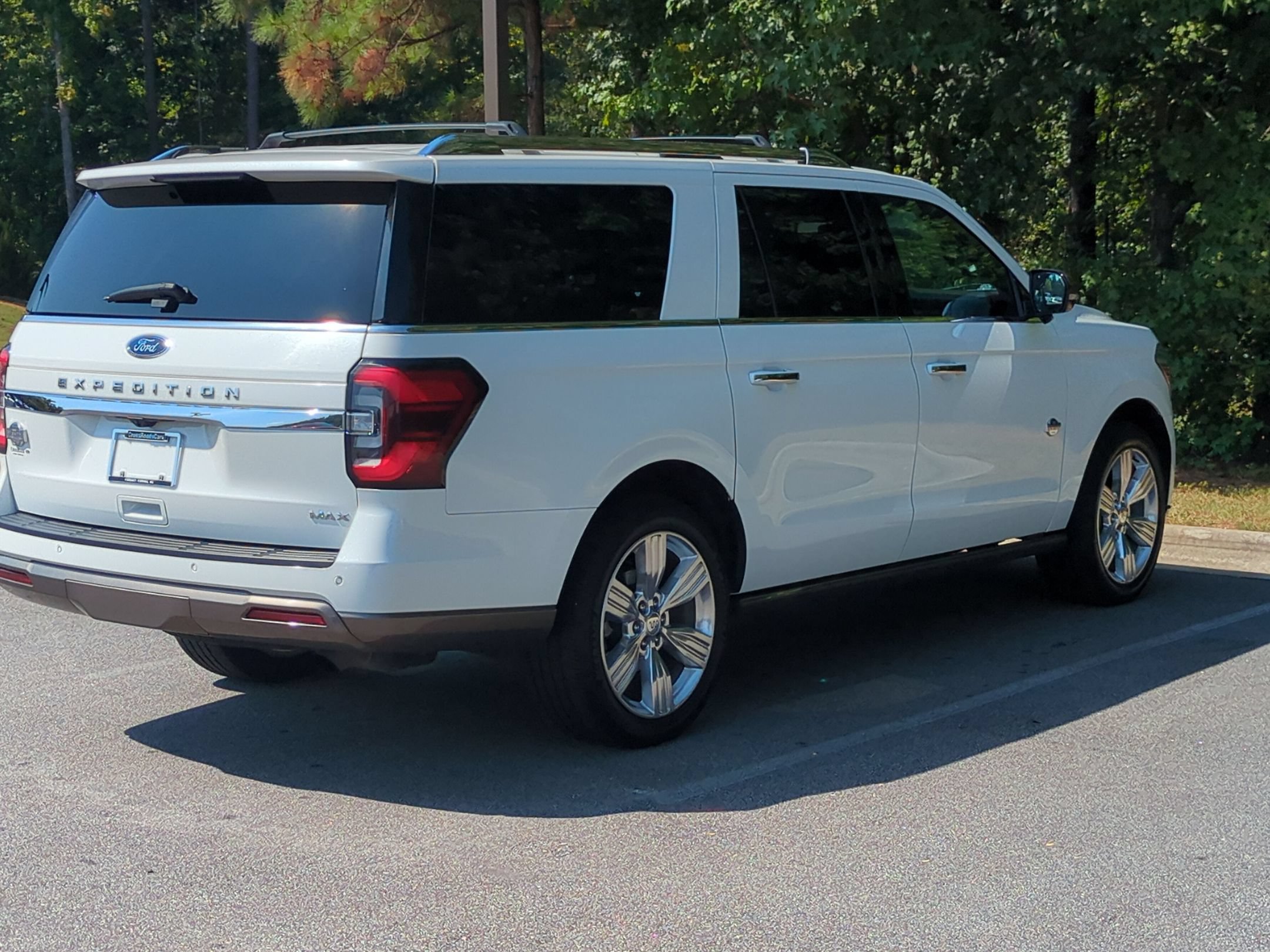 Certified 2022 Ford Expedition Max King Ranch AWD/4WD image 3
