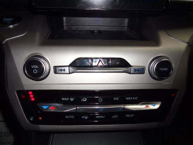 Certified 2022 Ford Explorer XLT w/ Equipment Group 202A image 16