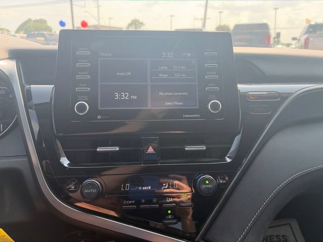 Used 2022 Toyota Camry SE FWD image 20