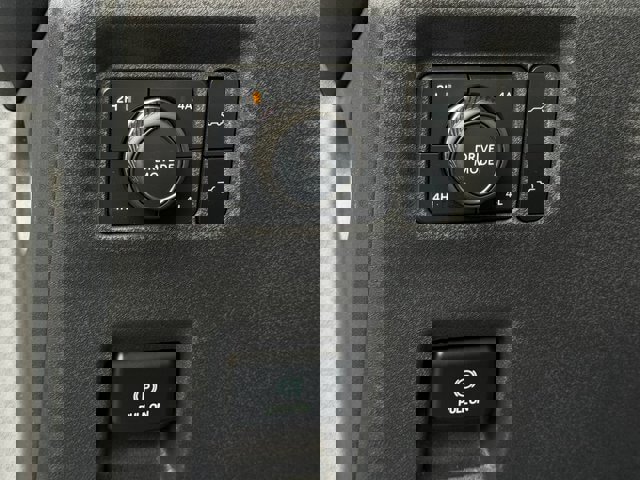 Certified 2025 Ford Expedition Max Platinum image 26