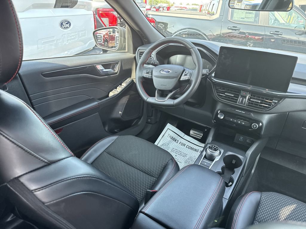 Certified 2023 Ford Escape ST-Line w/ Tech Pack #1 image 18