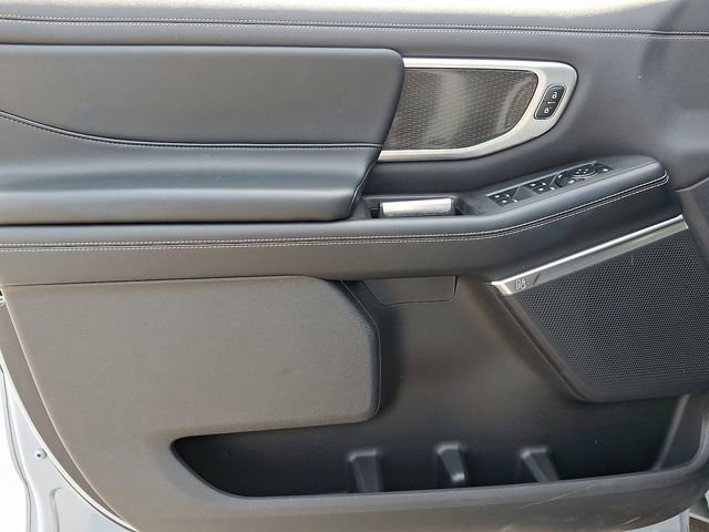 Certified 2025 Ford Expedition Platinum w/ Stealth Appearance Package AWD/4WD image 12