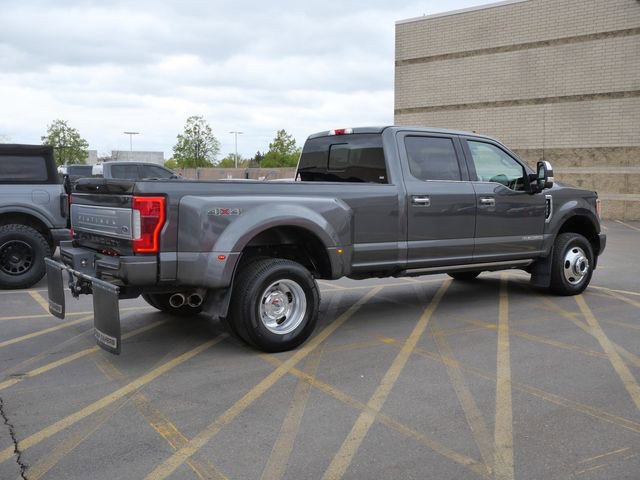 Certified 2019 Ford F350 Platinum w/ Platinum Ultimate Package AWD/4WD image 6