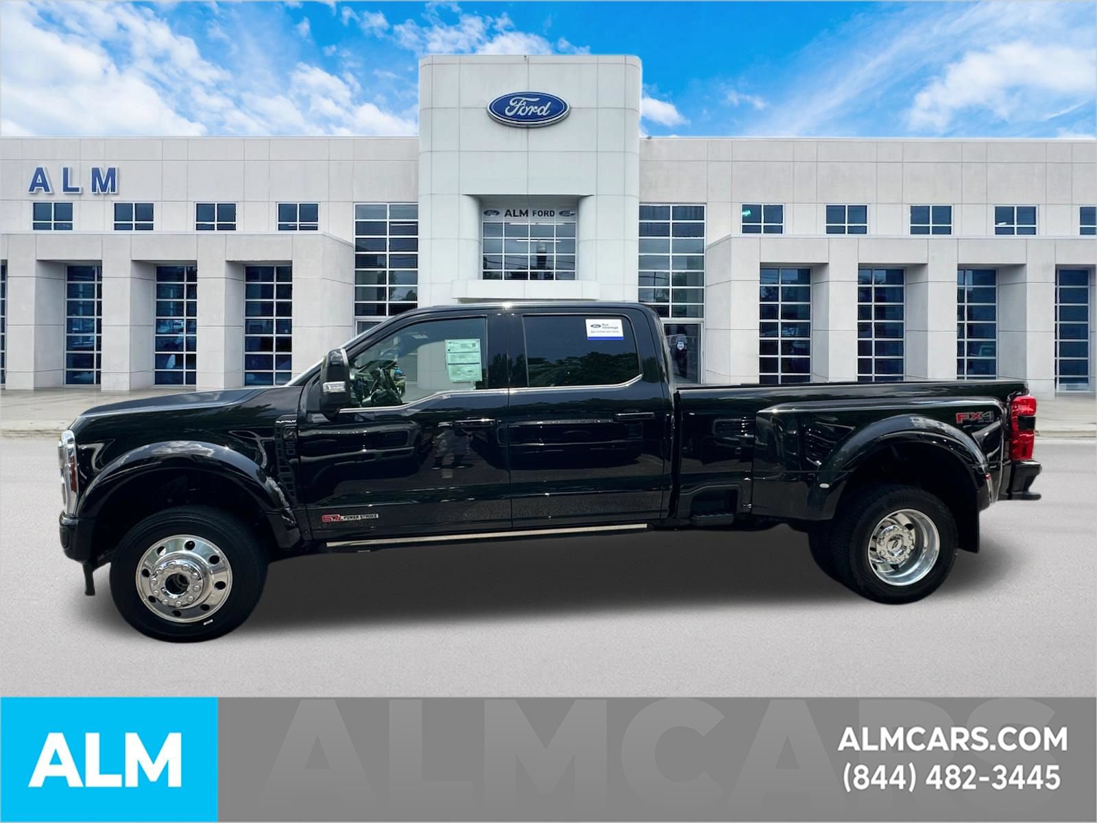 Certified 2025 Ford F450 Platinum w/ FX4 Off-Road Package AWD/4WD image 9