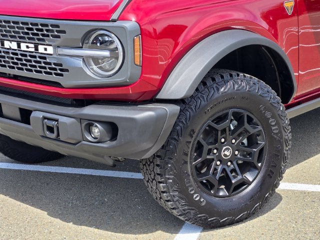 Certified 2026 Ford Bronco Badlands AWD/4WD image 9