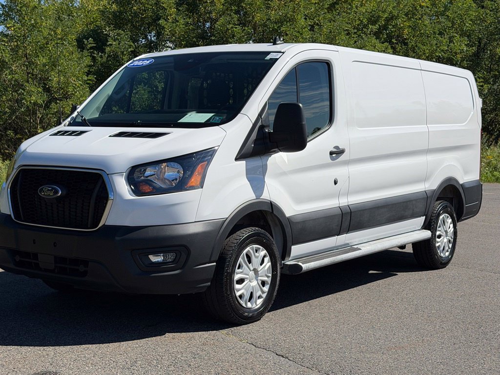 Certified 2025 Ford Transit 250 Low Roof w/ Exterior Upgrade Package RWD image 29