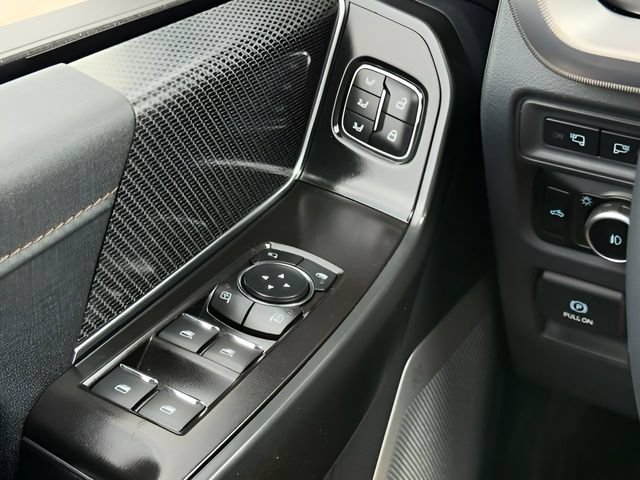 Certified 2023 Ford F150 Raptor w/ Raptor Carbon Fiber Package AWD/4WD image 26