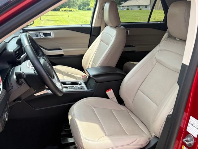 Certified 2023 Ford Explorer Limited AWD/4WD image 11