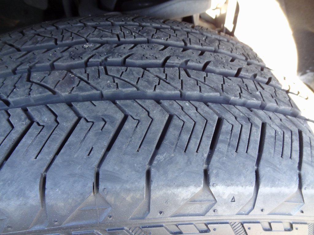 Certified 2023 Ford F150 Lariat w/ Equipment Group 502A High image 14