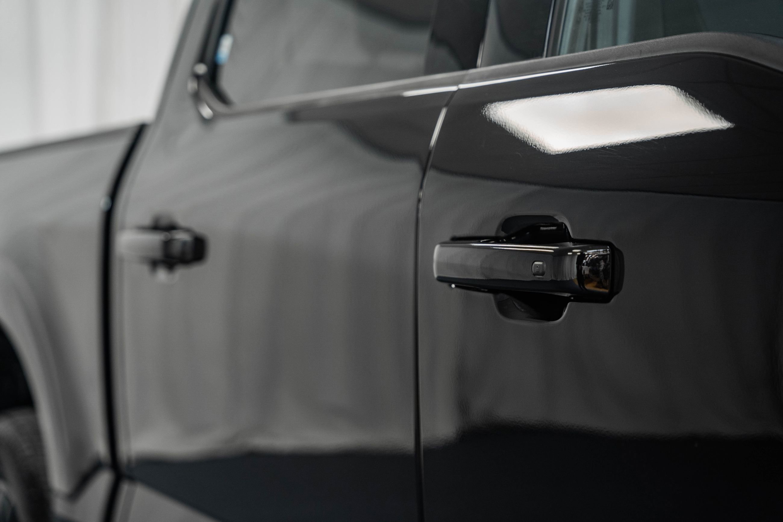 Certified 2023 Ford F150 Lariat w/ Equipment Group 502A High image 18