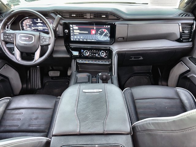 Used 2024 GMC Sierra 2500 AT4X AWD/4WD image 11