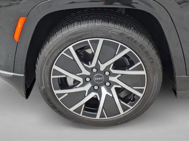 Used 2025 Jeep Wagoneer S Limited image 26