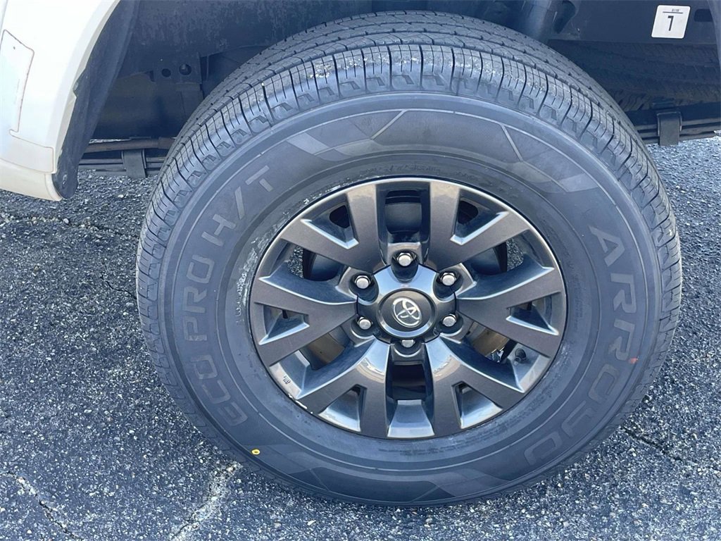Used 2022 Toyota Tacoma image 9