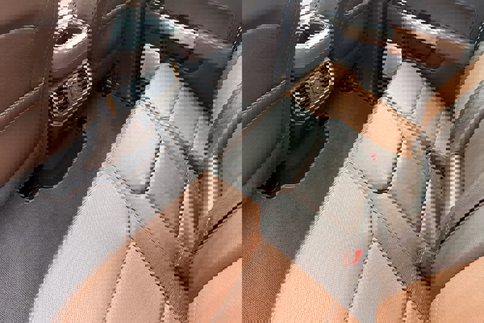 Certified 2025 Ford F150 King Ranch w/ FX4 Off-Road Package image 10