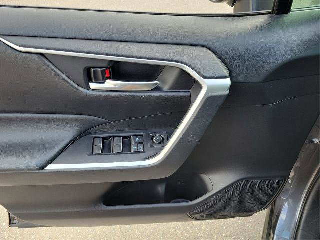 Used 2022 Toyota RAV4 XLE image 23