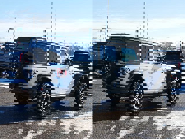 Used 2021 Jeep Wrangler Unlimited Rubicon w/ Cold Weather Group image 5