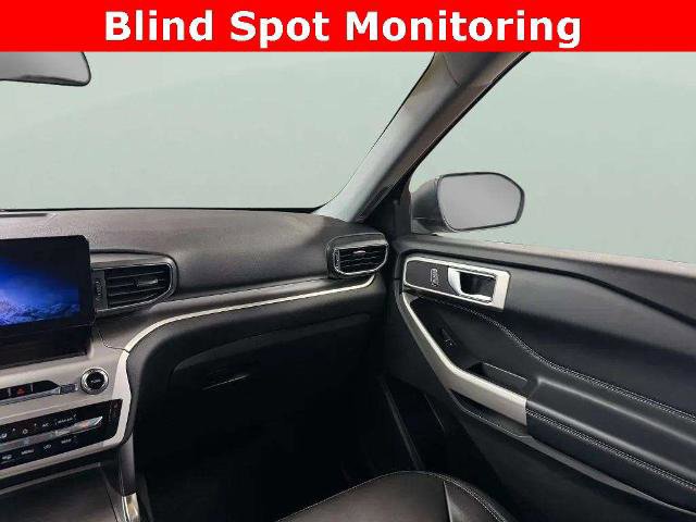 Certified 2021 Ford Explorer XLT w/ Equipment Group 202A image 11