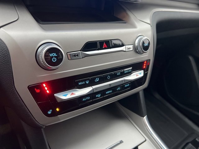 Certified 2022 Ford Explorer XLT w/ Equipment Group 202A image 17