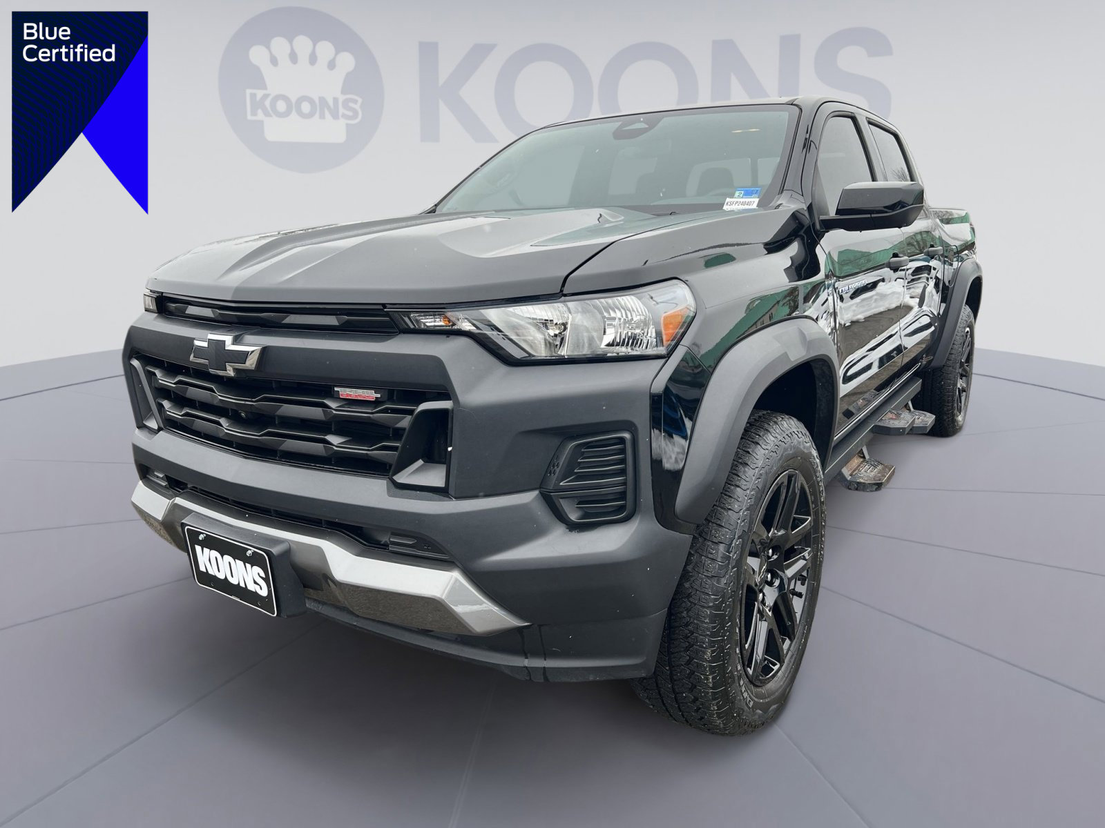 Used 2024 Chevrolet Colorado Trail Boss w/ Technology Package image 1