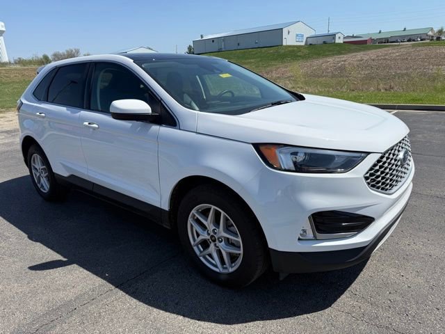 Certified 2024 Ford Edge SEL w/ Convenience Package AWD/4WD image 7