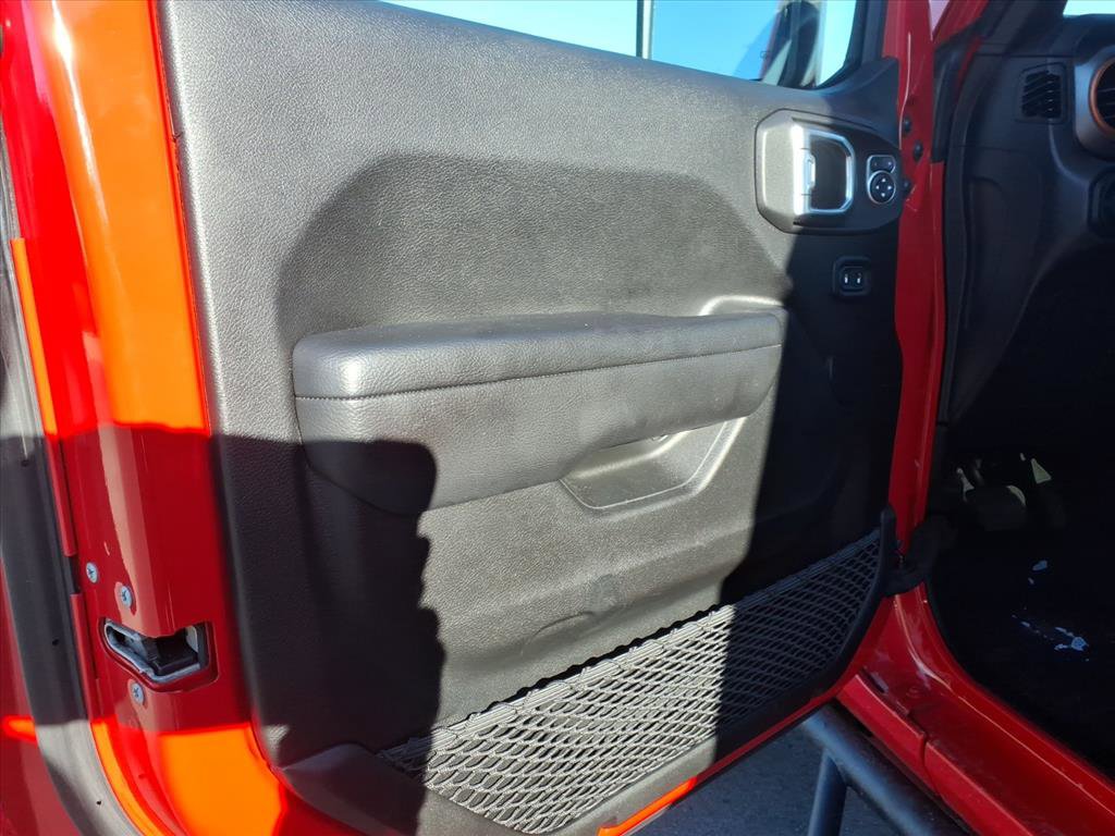 Used 2022 Jeep Gladiator Mojave w/ Trailer Tow Package image 11