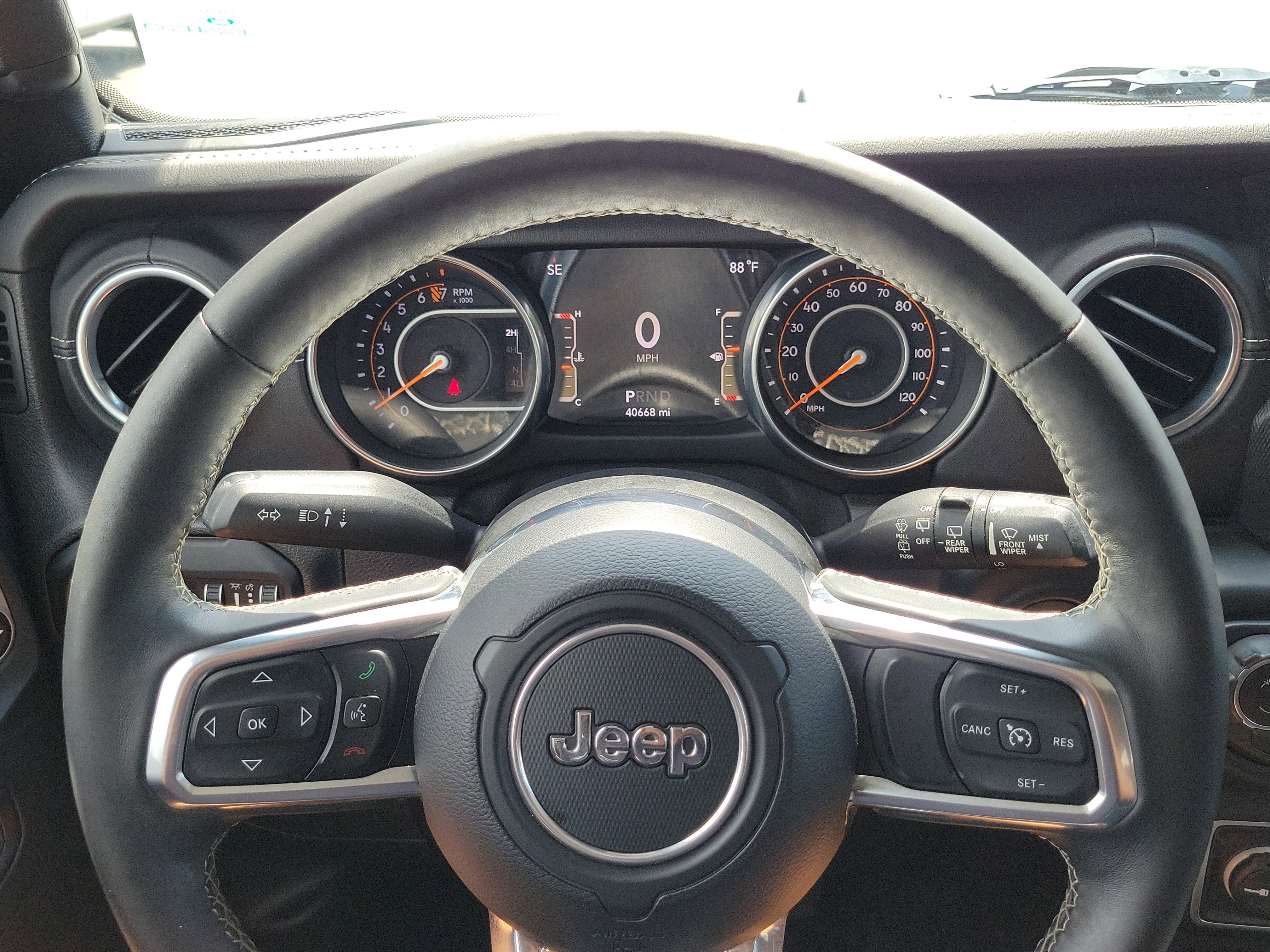 Used 2018 Jeep Wrangler Unlimited Sahara image 21