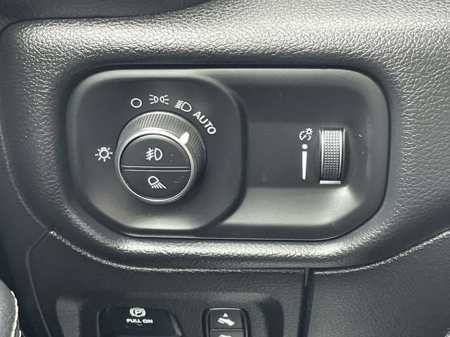Used 2020 RAM 1500 Rebel w/ Rebel Level 2 Equipment Group AWD/4WD image 17