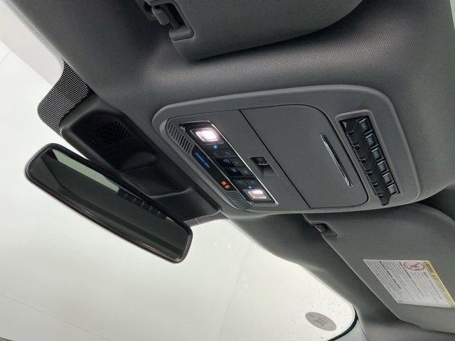 Certified 2024 Ford F350 Lariat w/ Camper Package image 26