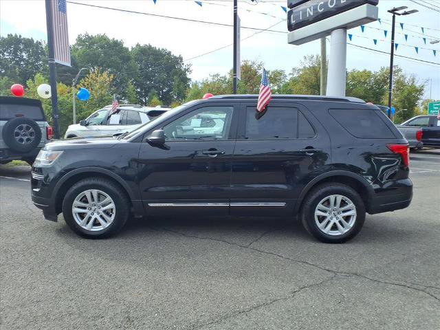 Certified 2019 Ford Explorer XLT image 2
