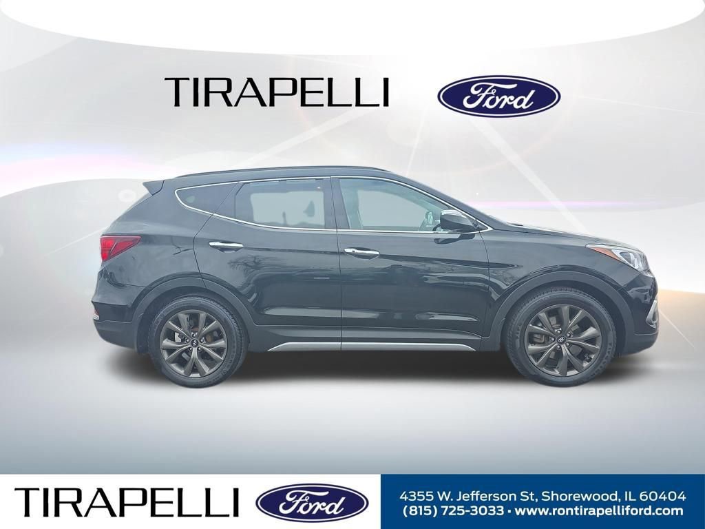 Used 2018 Hyundai Santa Fe Sport image 2