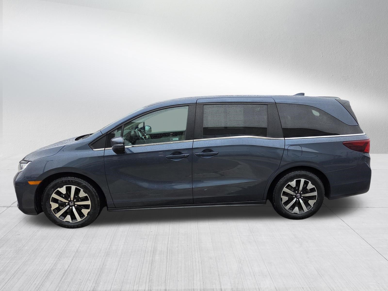 Used 2025 Honda Odyssey EX-L image 4