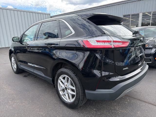 Certified 2023 Ford Edge SEL w/ Convenience Package AWD/4WD image 5