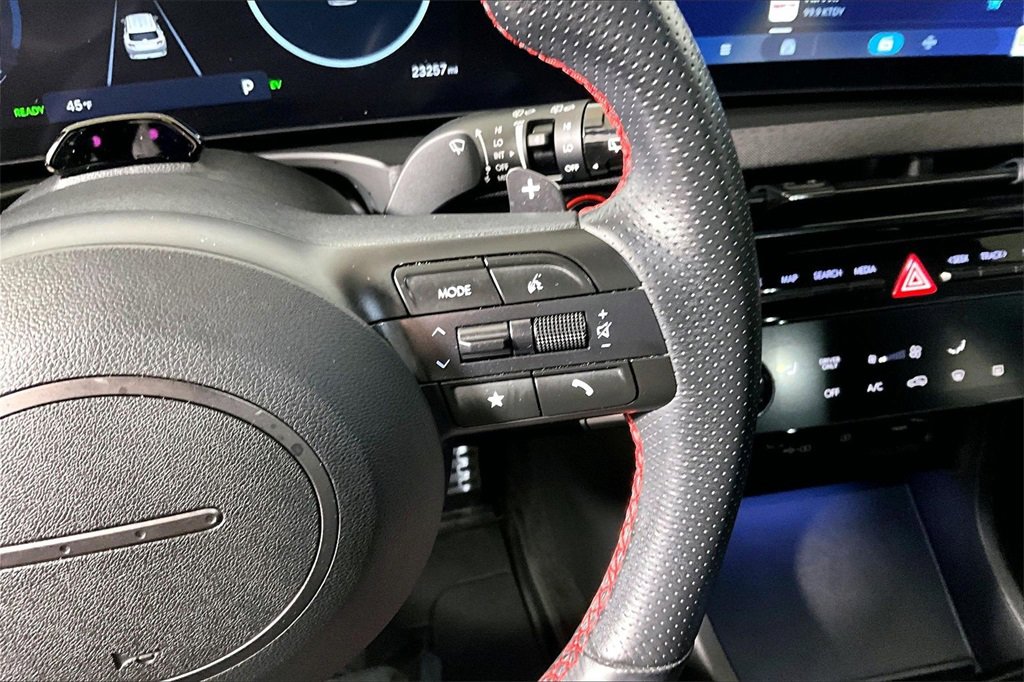 Used 2025 Hyundai Tucson N Line image 15